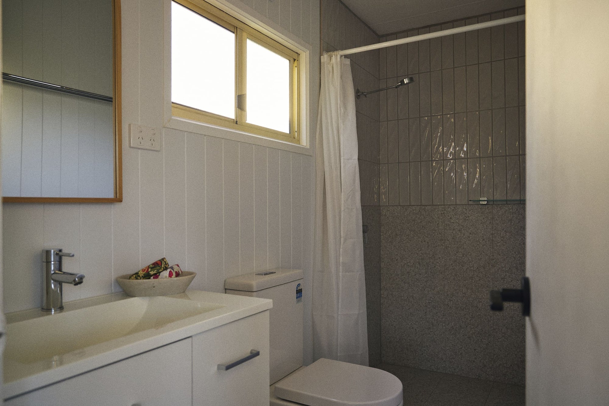 Bathroom in Clyde B Cabin.
