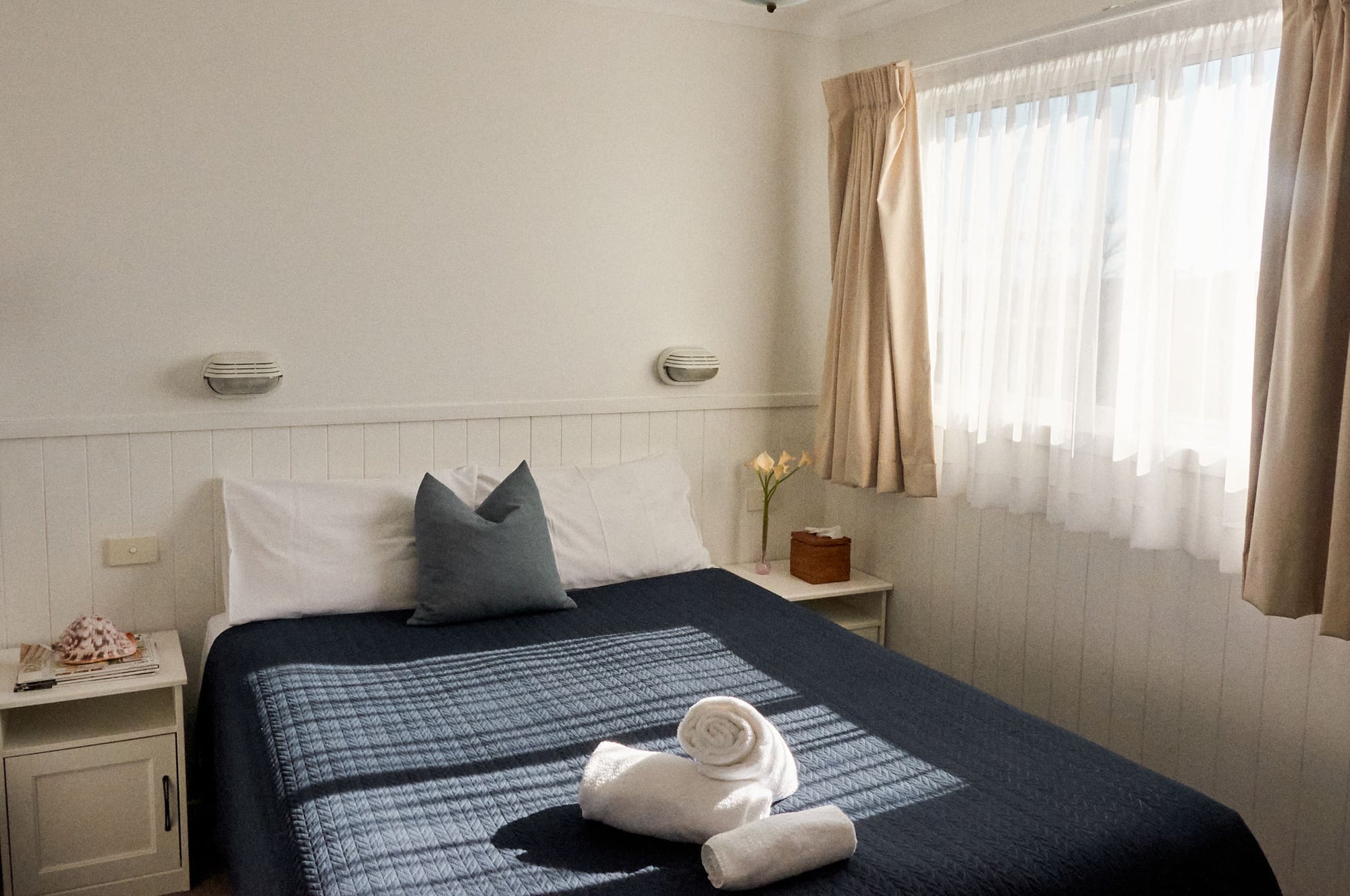 Main bedroom with queen bed in Morton A Cabin.