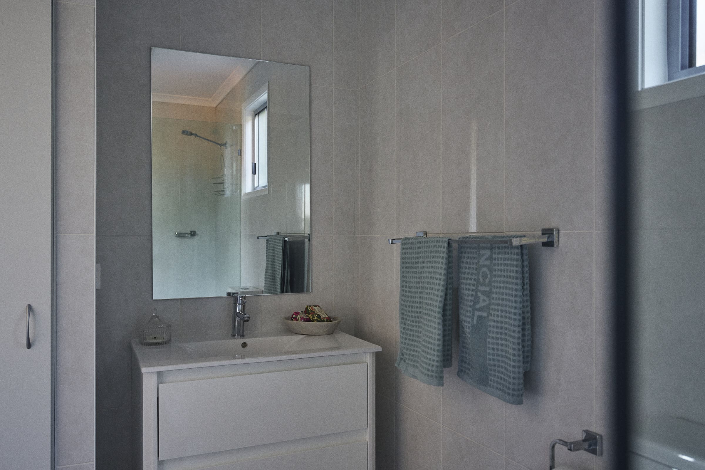 Bathroom in Brooman Cabin.