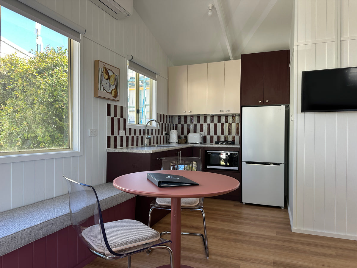 Kitchen area of Yerriyong cabin 3A.