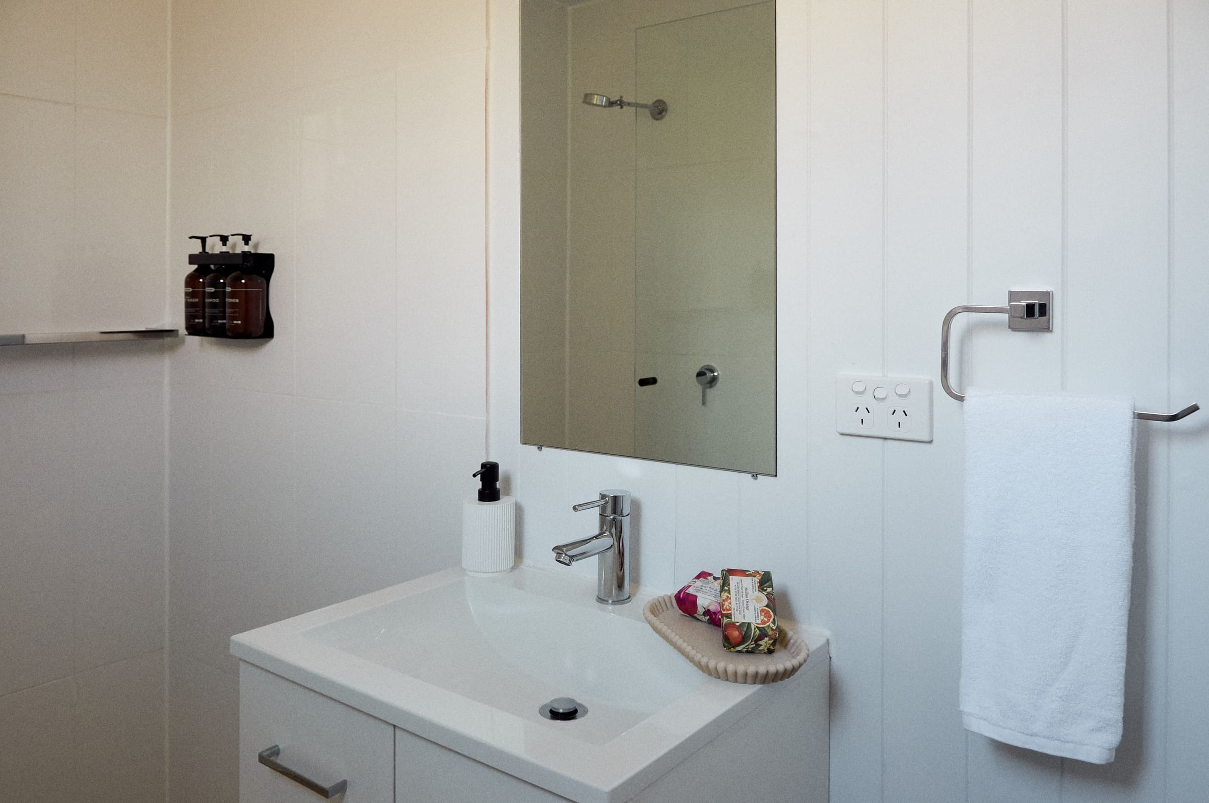 Bathroom vanity in Yerriyong B Cabin.